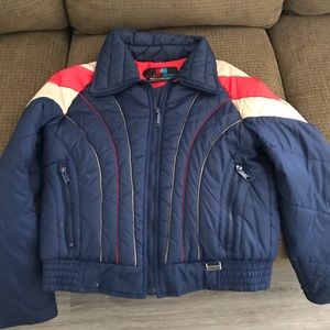 White stage retro vintage snow jacket.  Size small